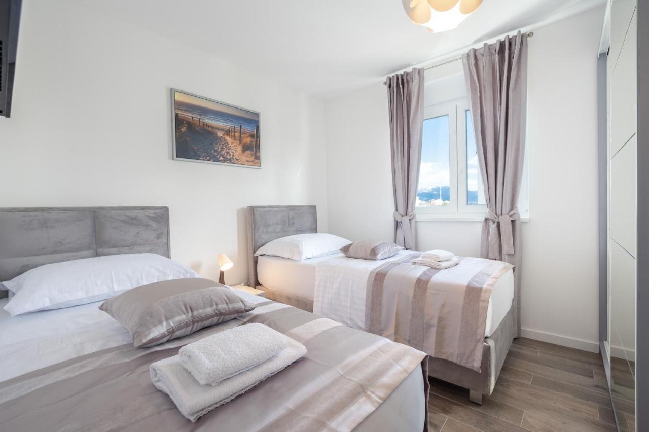 Sea Vista Apartments Kaštela Eksteriør billede